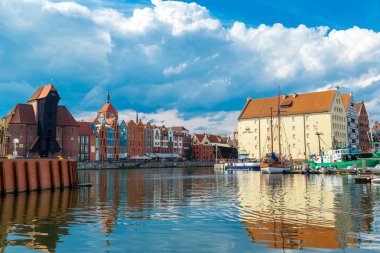 Cityscape Gdansk Vistula Nehri üzerinde