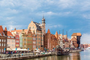 Cityscape Gdansk Vistula Nehri üzerinde