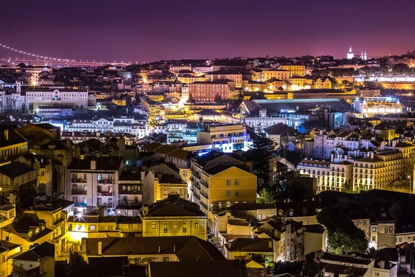 Letecký pohled na Lisabon v noci — Stock fotografie