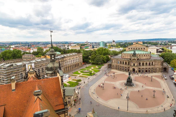 Semper Opera House em Dresden — Fotografia de Stock