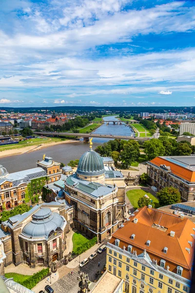 Dresden panoramik parlak gün — Stok fotoğraf