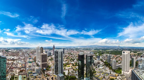 Financial district in Summer Frankfurt — Stock Photo, Image