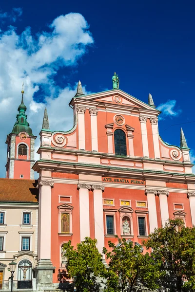 Franciscan Church in Ljubljana in day — Stock Photo, Image