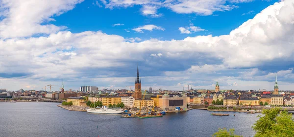 风景秀丽的夏天在斯德哥尔摩老城 — 图库照片