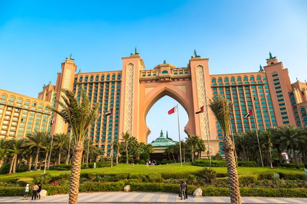 Atlantis, The Palm Hotel in Dubai, — Stock Photo, Image