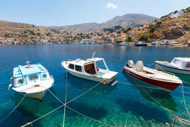 Bir Symi adası manzarası, Dodecanese, Yunanistan