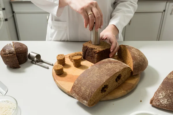 Testes de pão em laboratório — Fotografia de Stock