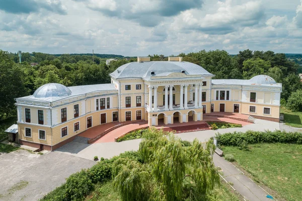 Vista Aérea Verano Del Palacio Groholsky Pueblo Voronovytsa Región Vinnytsa —  Fotos de Stock