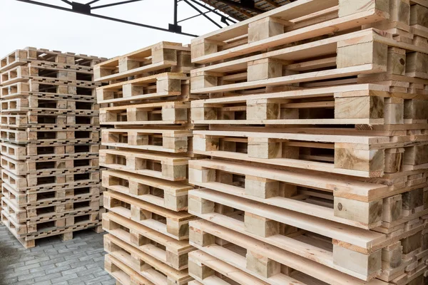 Stock wooden pallets — Stock Photo, Image