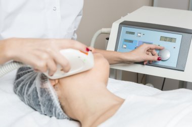 Gençleştirme kozmetik prosedür