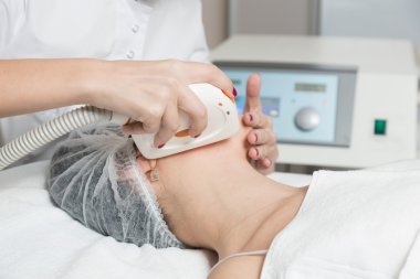 Gençleştirme kozmetik prosedür