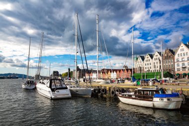 Bergen Norveç Bryggen sokak