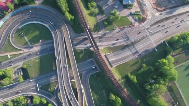 Вид с воздуха на автостраду — стоковое видео