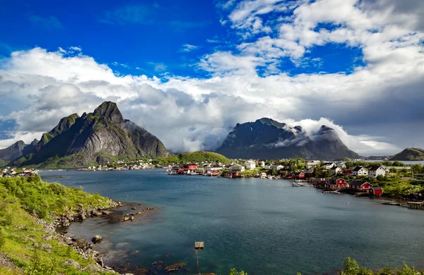 Lofoten egy szigetvilág a megyei Nordland, Norvégia. — Stock Fotó