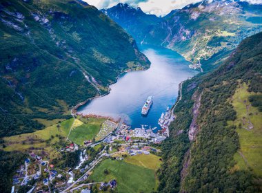 Geiranger fiyort, Norveç.