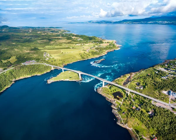 Hermosa naturaleza Noruega . —  Fotos de Stock