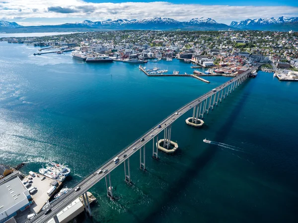 Brug van de stad Tromsø, Noorwegen — Stockfoto