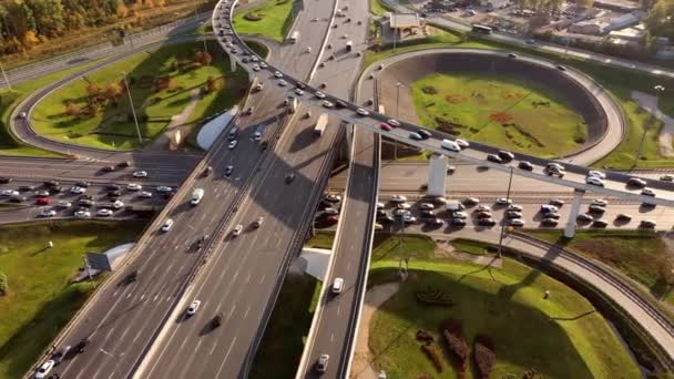 Vista Aérea Una Intersección Caminos Tráfico Autopista Moscú — Vídeos de Stock