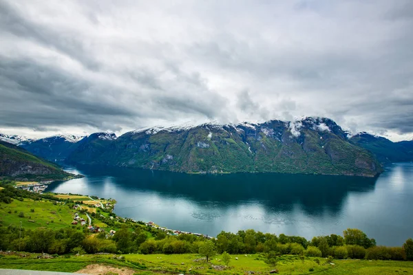 Aurlandsfjord Miasto Flam Norwegia Piękna Przyroda Norwegia Krajobraz Naturalny — Zdjęcie stockowe