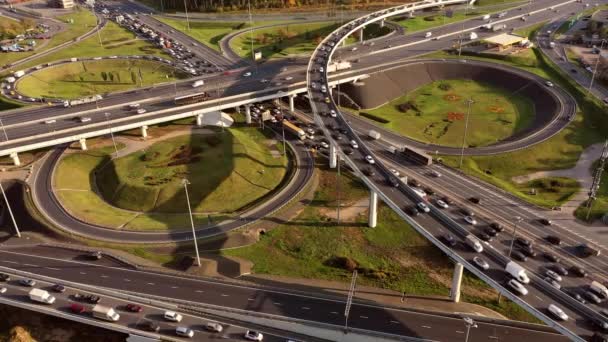 Vista Aérea Una Intersección Caminos Tráfico Autopista Moscú — Vídeos de Stock