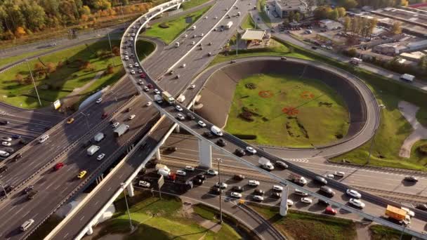 Vista Aérea Una Intersección Caminos Tráfico Autopista Moscú — Vídeos de Stock