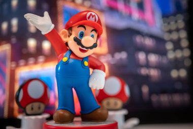 MOSCOW, RUSSIA - 22 Ağustos 2020: Super Mario Bros figür karakteristiği. uper Mario, Nintendo tarafından oluşturulan bir Japon platform video oyunu serisidir..