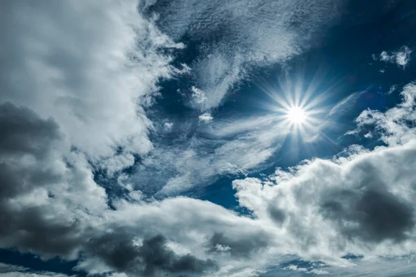 Sol Blå Himmel Bakgrund — Stockfoto