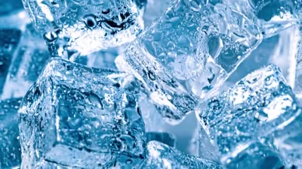 氷の立方体を閉じて抽象的な背景 — ストック動画