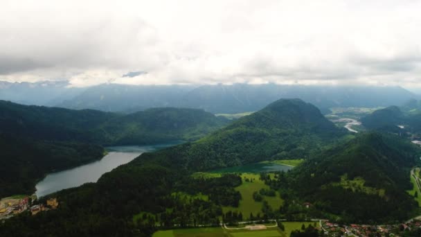 Panorama Vzduchu Forggensee Schwangau Německo Bavorsko Letecké Lety Fpv Dronem — Stock video