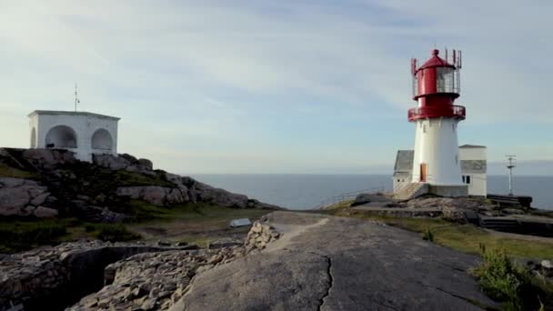 Farol Lindesnes Farol Costeiro Ponta Mais Meridional Noruega Luz Vem — Vídeo de Stock