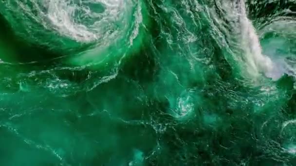 Vlny Vody Řeky Moře Setkávají Během Přílivu Odlivu Whirlpools Maelstrom — Stock video