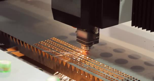 Cnc Laser Cut Metal Сучасна Індустріальна Технологія Making Industrial Details — стокове відео