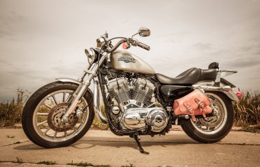 Harley-davidson - sportster 883 düşük
