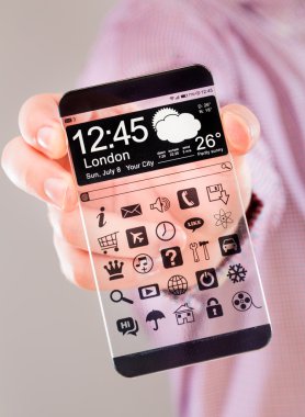 insan elinde şeffaf ekranlı akıllı telefon.