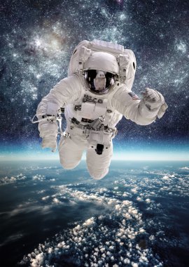 Uzayda Astronot