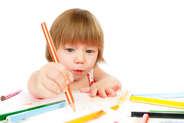 Menina bebê desenha lápis — Fotografia de Stock