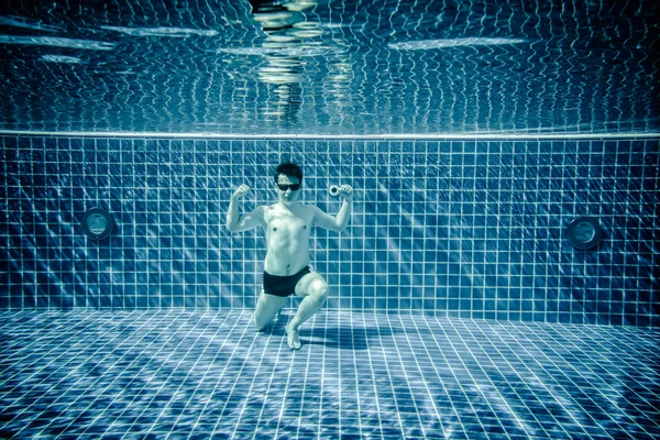 Piscina submarina retratando a Superman — Foto de Stock