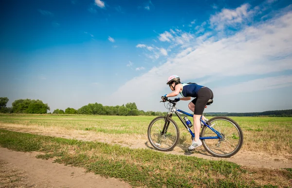 Women on bike — Stock Photo, Image