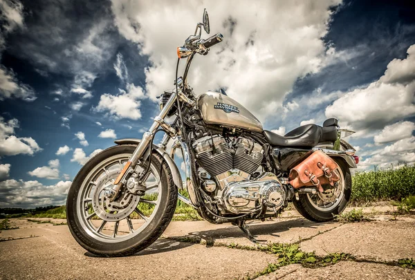 Harley-davidson - sportster 883 baja — Foto de Stock