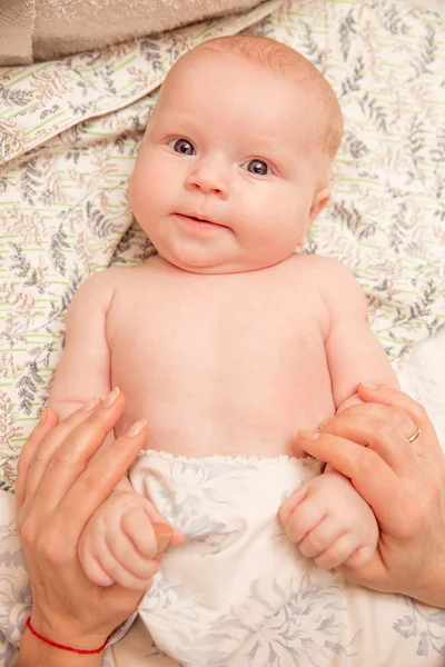 Dwa - miesiąca życia dziecko dziewczyna dziewczynka — Zdjęcie stockowe