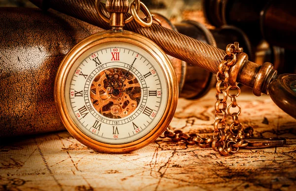 Vintage pocket watch — Stock Photo, Image