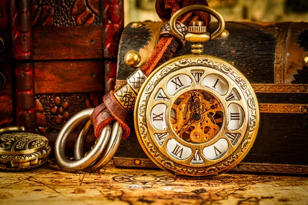 Reloj de bolsillo Vintage — Foto de Stock