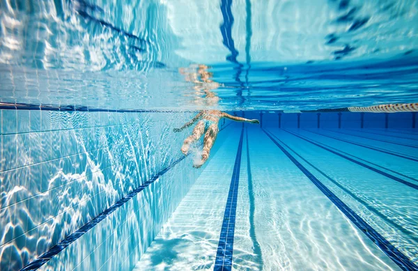 Piscina — Fotografia de Stock