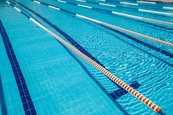 Swimming pool — Stock Photo, Image