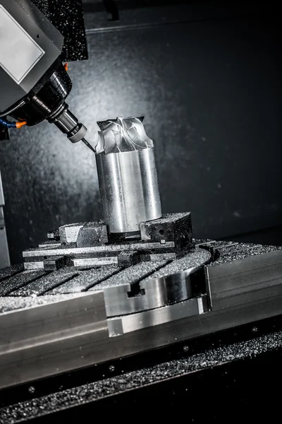 Metallverarbeitende CNC-Fräsmaschine. — Stockfoto