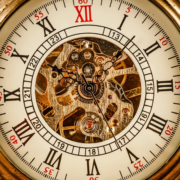 Nahaufnahme von der Oldtimer-Uhr — Stockfoto