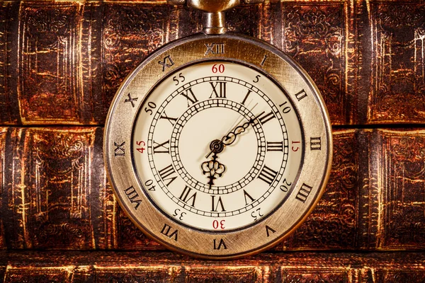 Relógio de bolso vintage — Fotografia de Stock