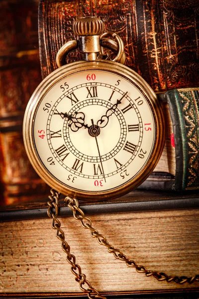 Vintage pocket watch — Stock Photo, Image