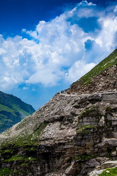 Rohtang La pass Atasco de tráfico de coches — Foto de Stock