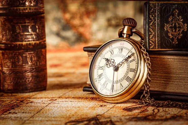 Vintage pocket watch — Stock Photo, Image